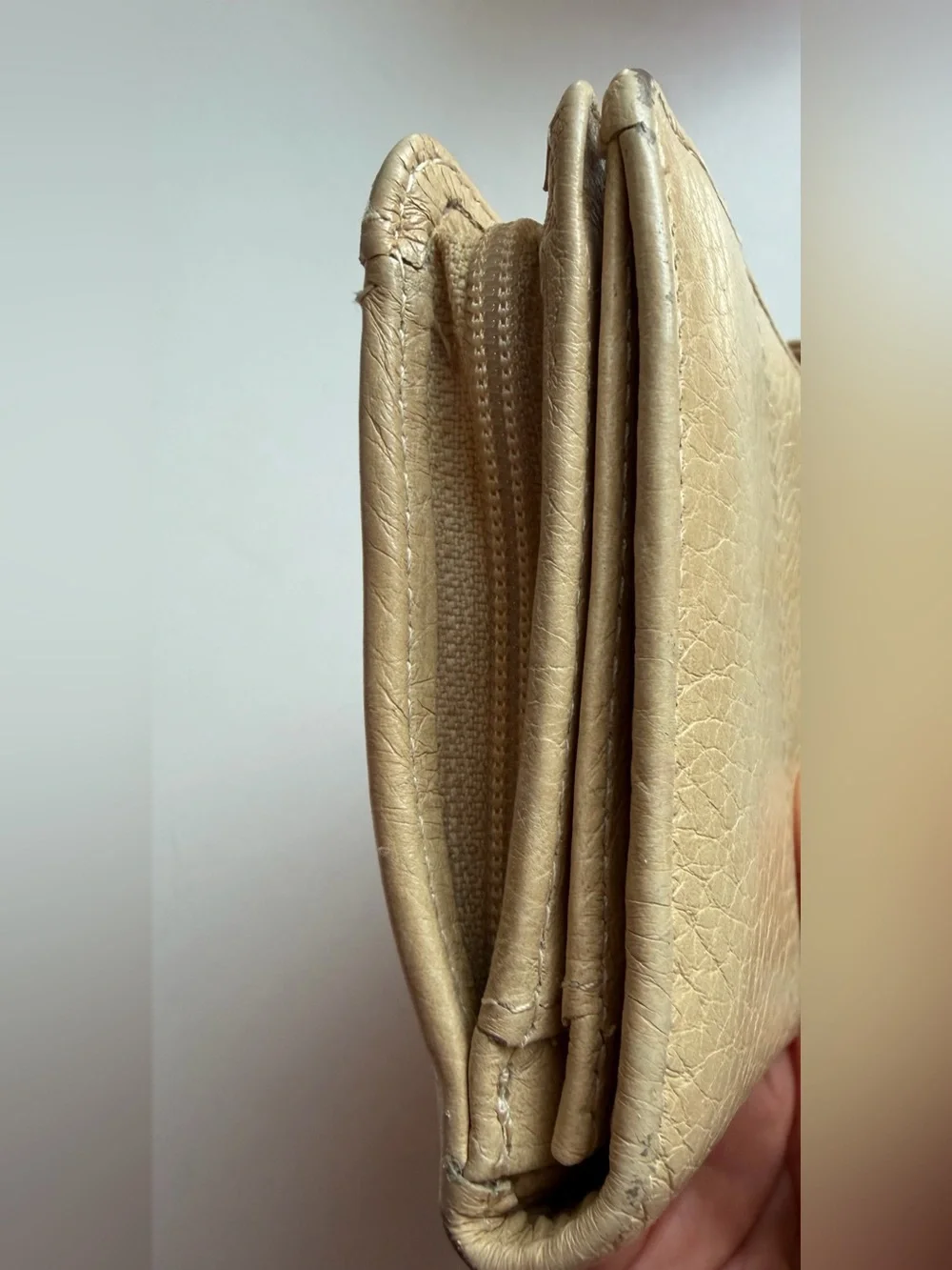 Brahmin wallet cream leather vintage extra clean